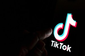 TikTokのエロ動画をさらに探す方法